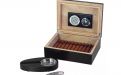 Humidor mit GeschenkSet - schwarz, spanischer Zeder, für 30 Zigarren - Achenty!